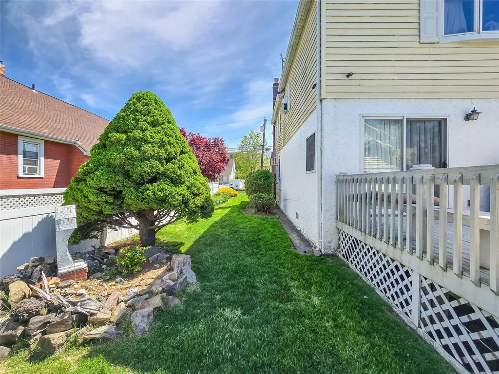 1994 Pine Street North Baldwin NY 11510