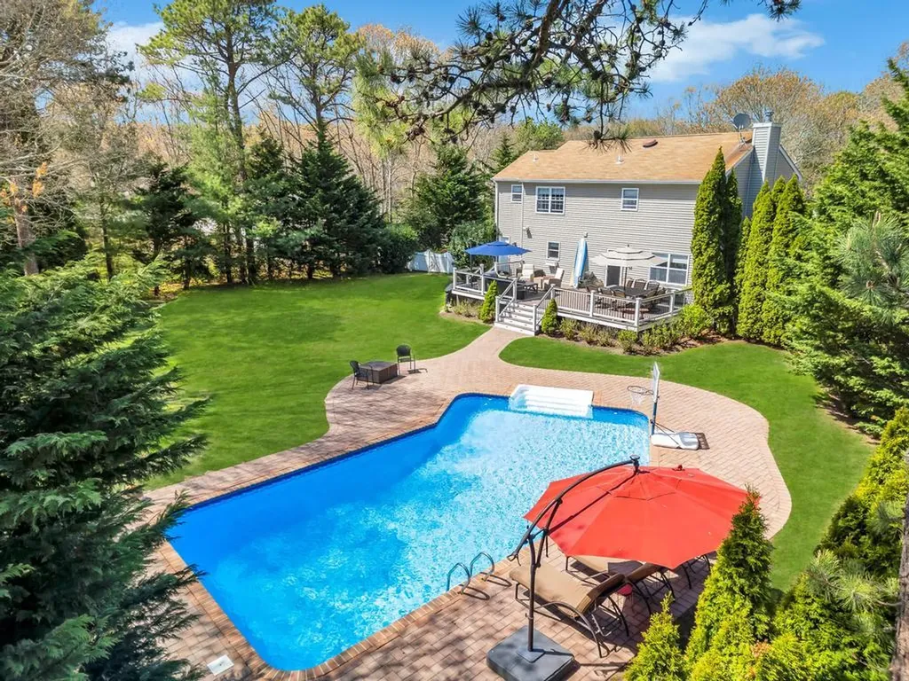 9 Deborah Drive Westhampton Beach NY 11978