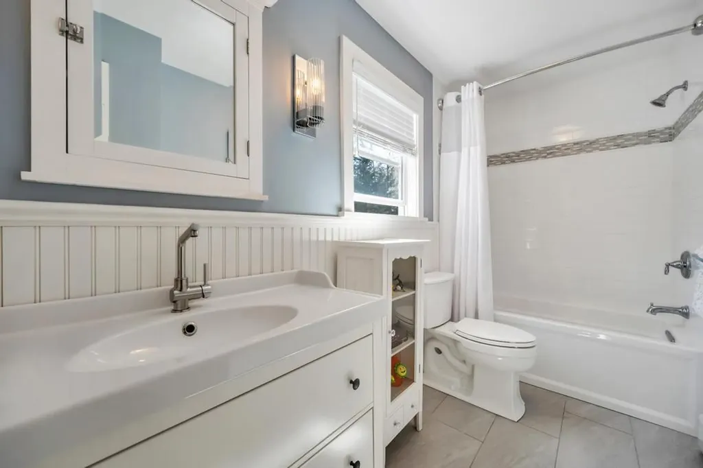 9 Deborah Drive Westhampton Beach NY 11978