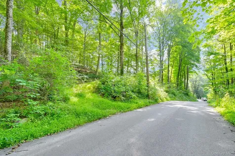 34 Gordon Road Carmel NY