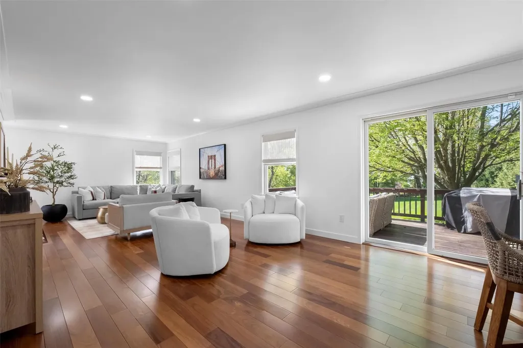 49 Watergate Drive Amawalk NY 10501