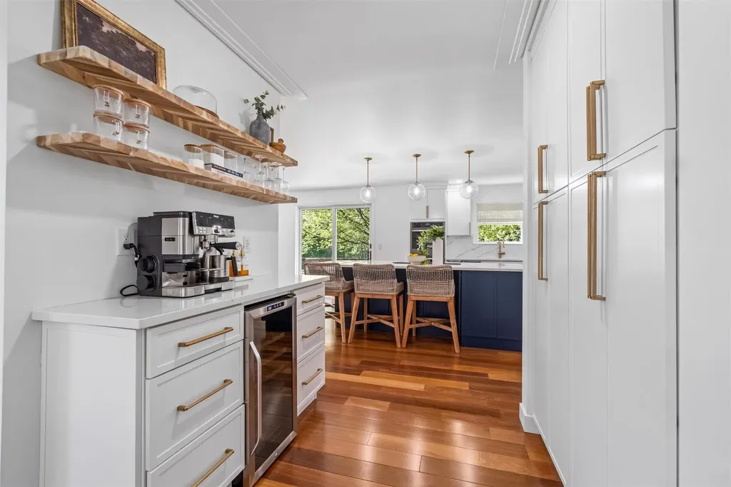 49 Watergate Drive Amawalk NY 10501