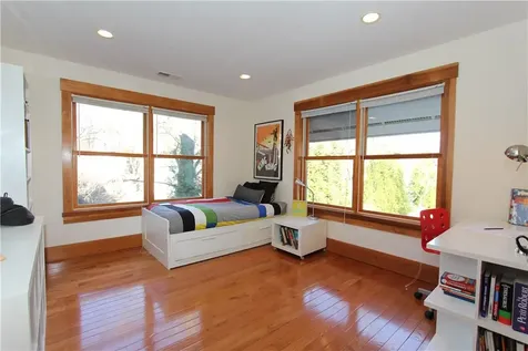 114 Mount Pleasant Avenue Mamaroneck NY 10543