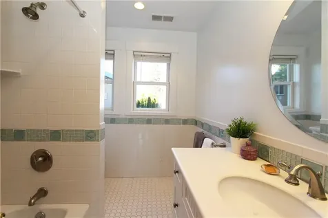 114 Mount Pleasant Avenue Mamaroneck NY 10543