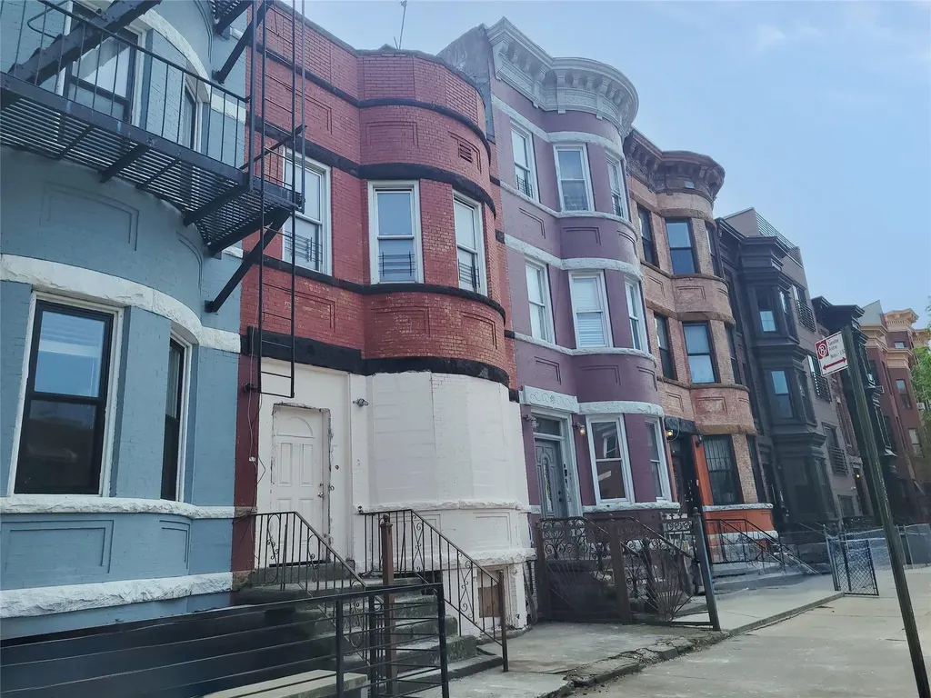 534 Kosciuszko Street Brooklyn NY 11221