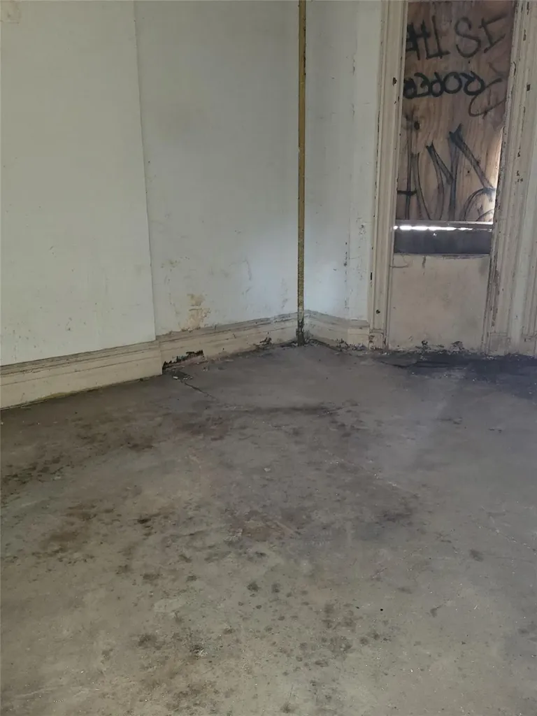 534 Kosciuszko Street Brooklyn NY 11221