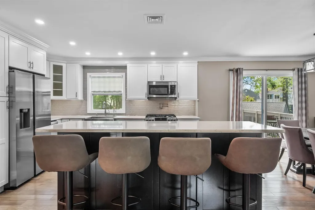 3 Pigeon Hill Road Nanuet NY 10954