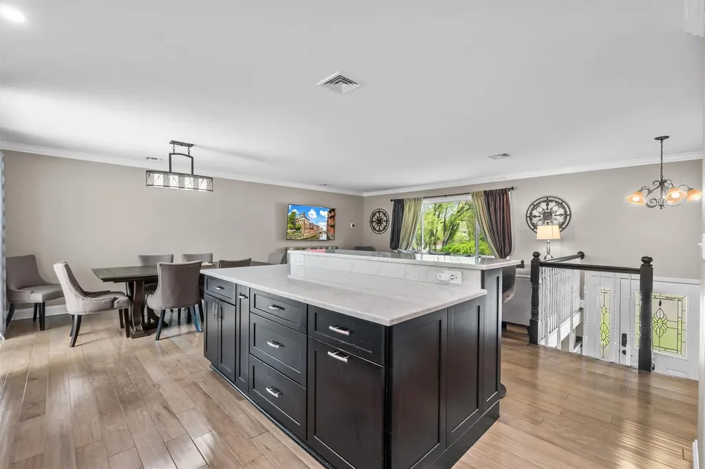 3 Pigeon Hill Road Nanuet NY 10954
