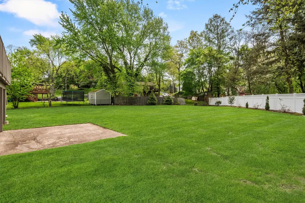 3 Pigeon Hill Road Nanuet NY 10954