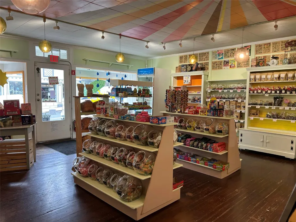28 Main Street Millerton NY 12546
