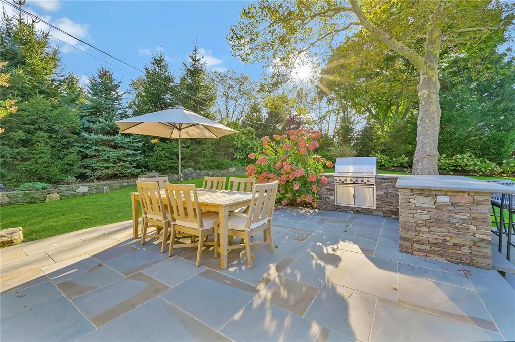 12 Duncan Lane Halesite NY 11743