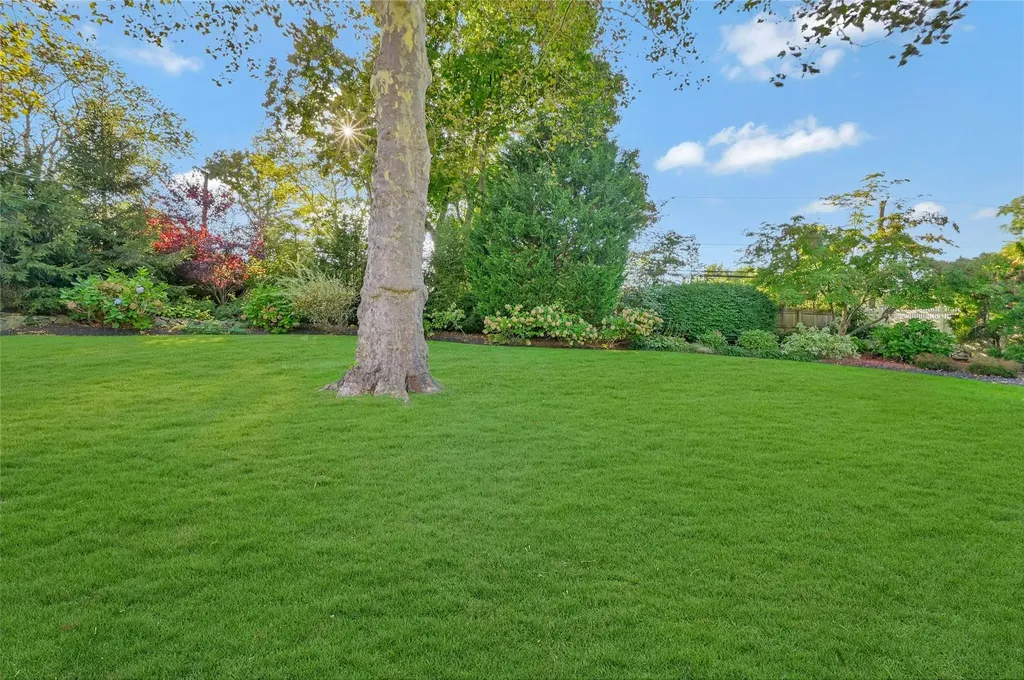 12 Duncan Lane Halesite NY 11743