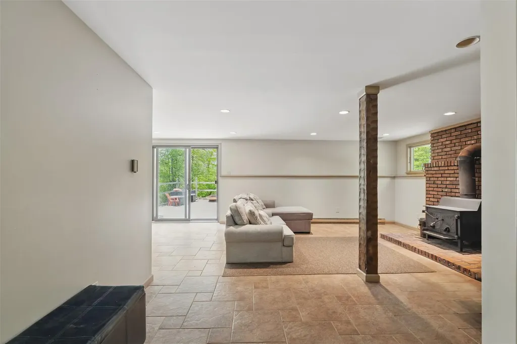 3 Oak Tree Drive Cornwall NY 12518