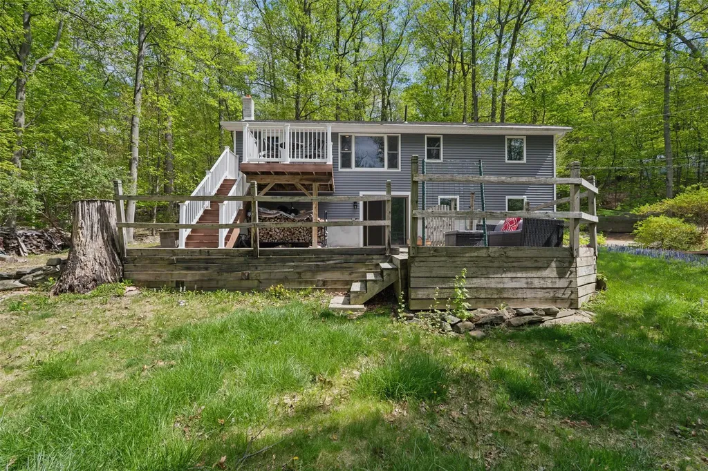3 Oak Tree Drive Cornwall NY 12518