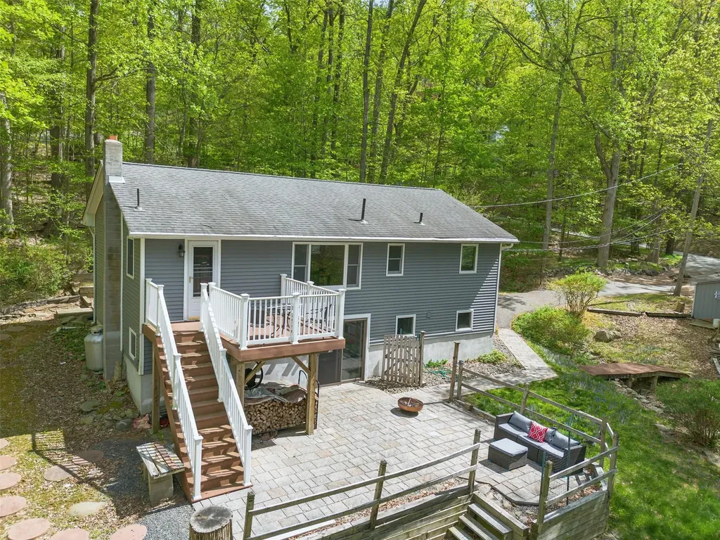 3 Oak Tree Drive Cornwall NY 12518
