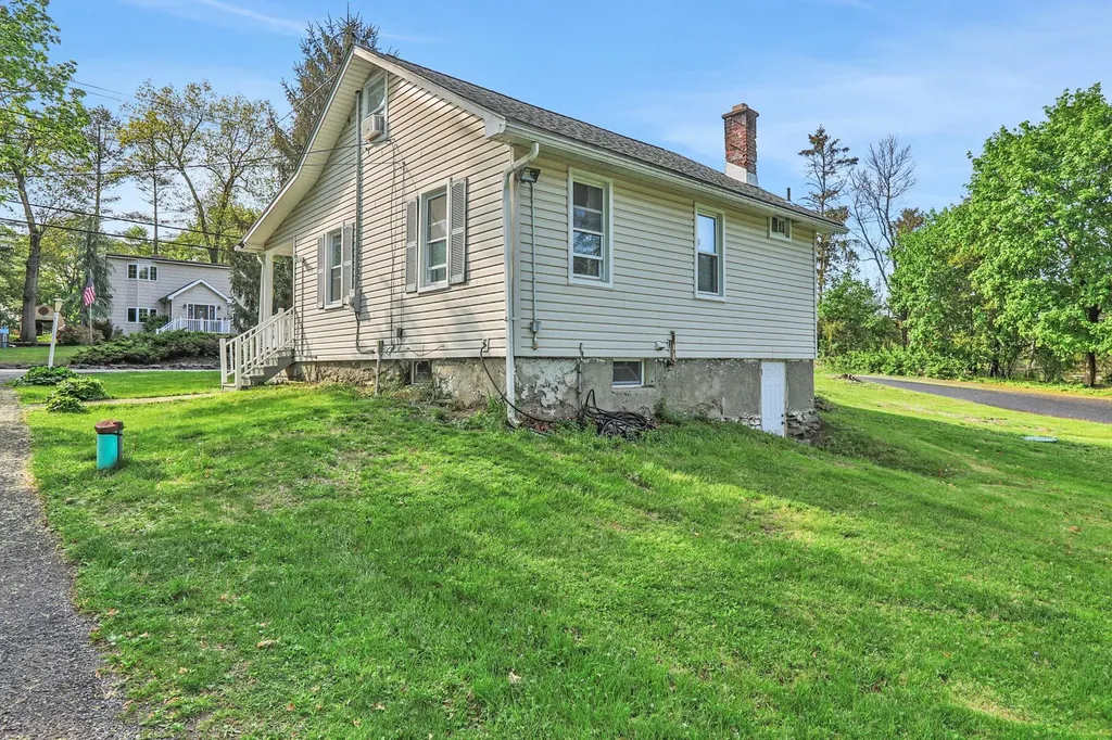 63 Osborne Hill Road Fishkill NY 12524
