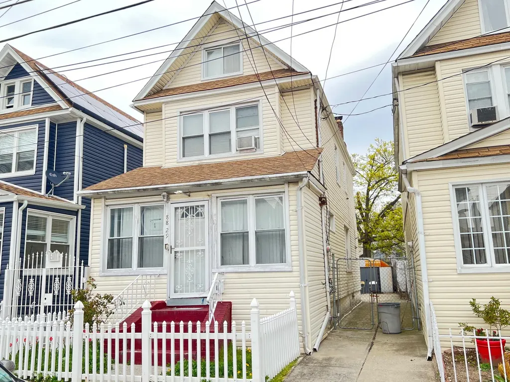 8829 74th Place Woodhaven NY 11421