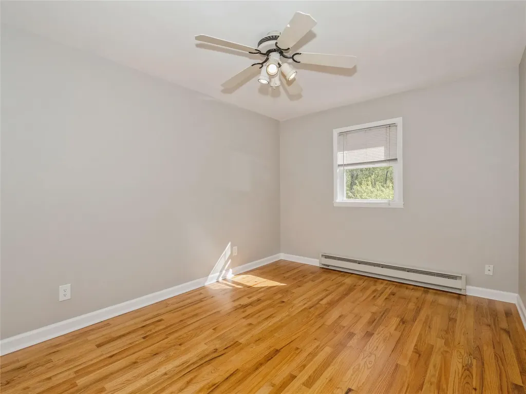 6 Coll Hollow Road Poughkeepsie NY 12601