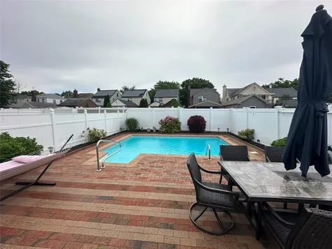 248-43 88th Road Bellerose NY 11426