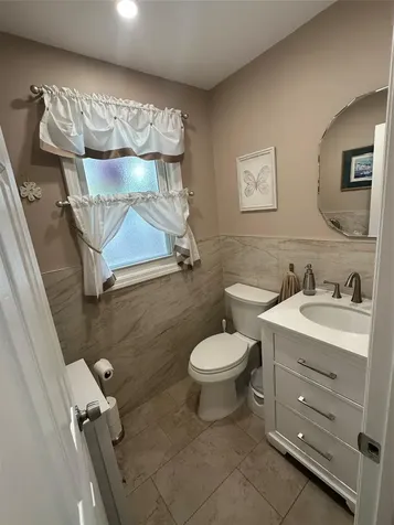 248-43 88th Road Bellerose NY 11426