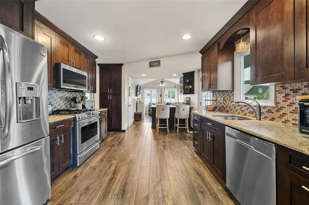 10 Sage Place Eastchester NY 10709
