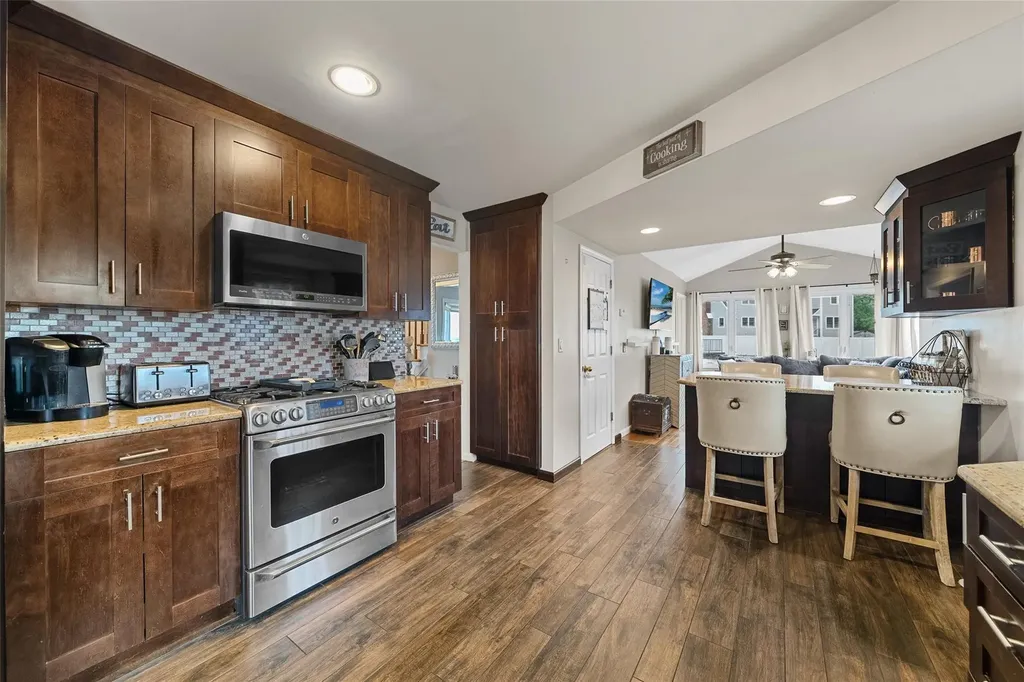 10 Sage Place Eastchester NY 10709