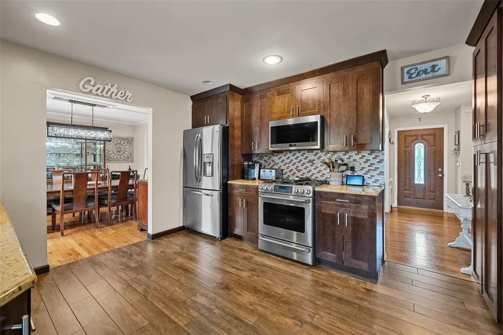 10 Sage Place Eastchester NY 10709