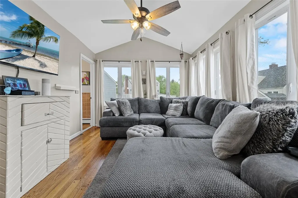 10 Sage Place Eastchester NY 10709