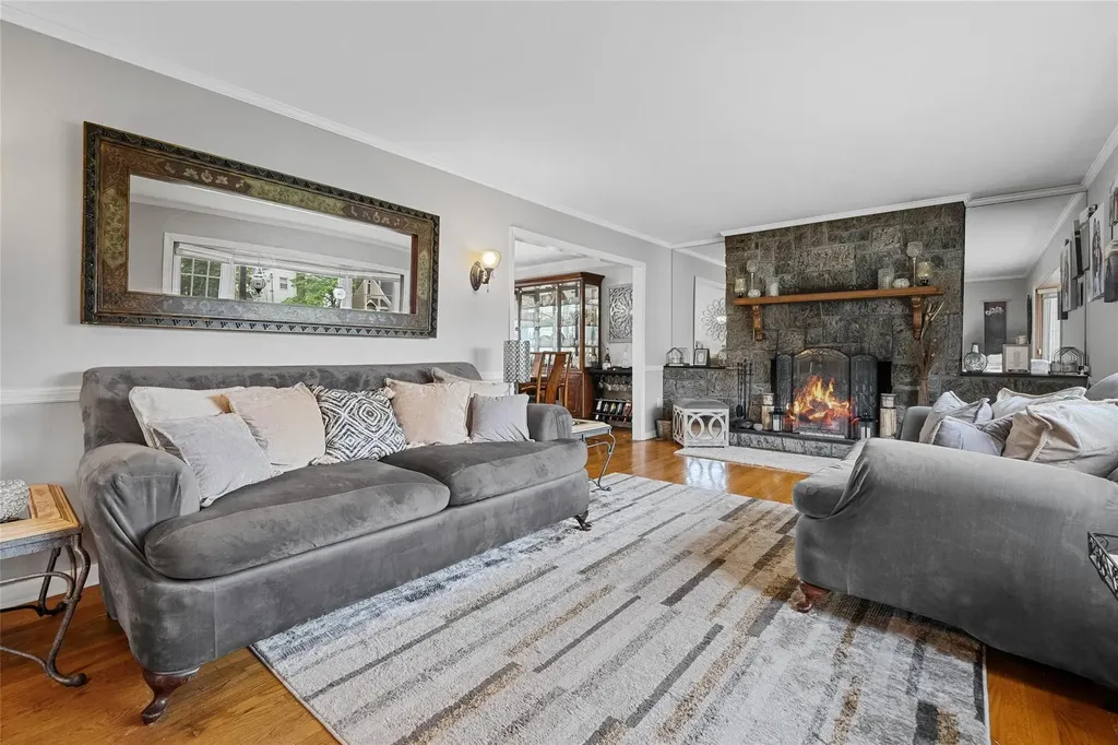 10 Sage Place Eastchester NY 10709