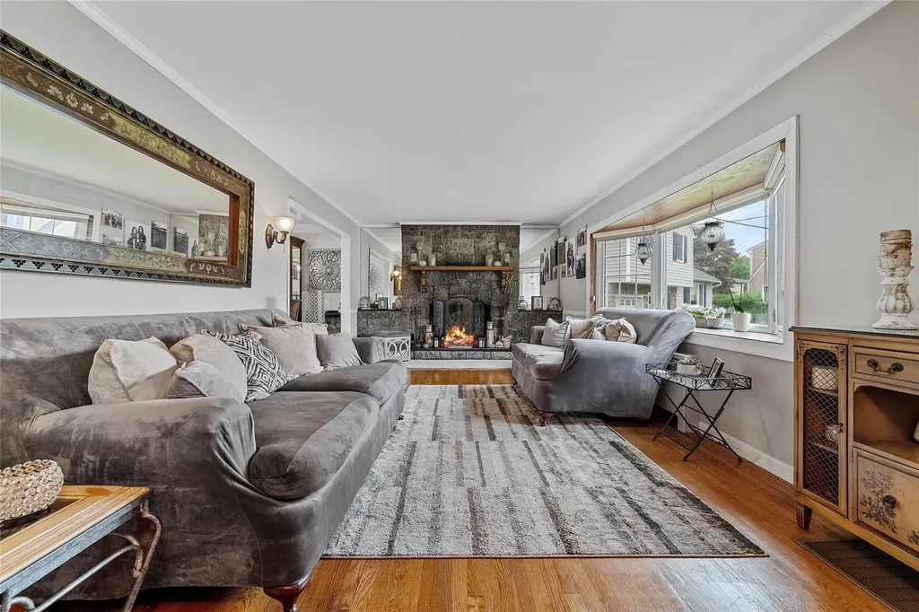 10 Sage Place Eastchester NY 10709