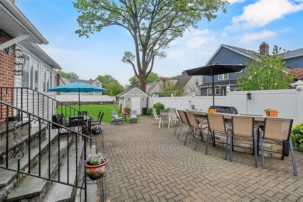 10 Sage Place Eastchester NY 10709