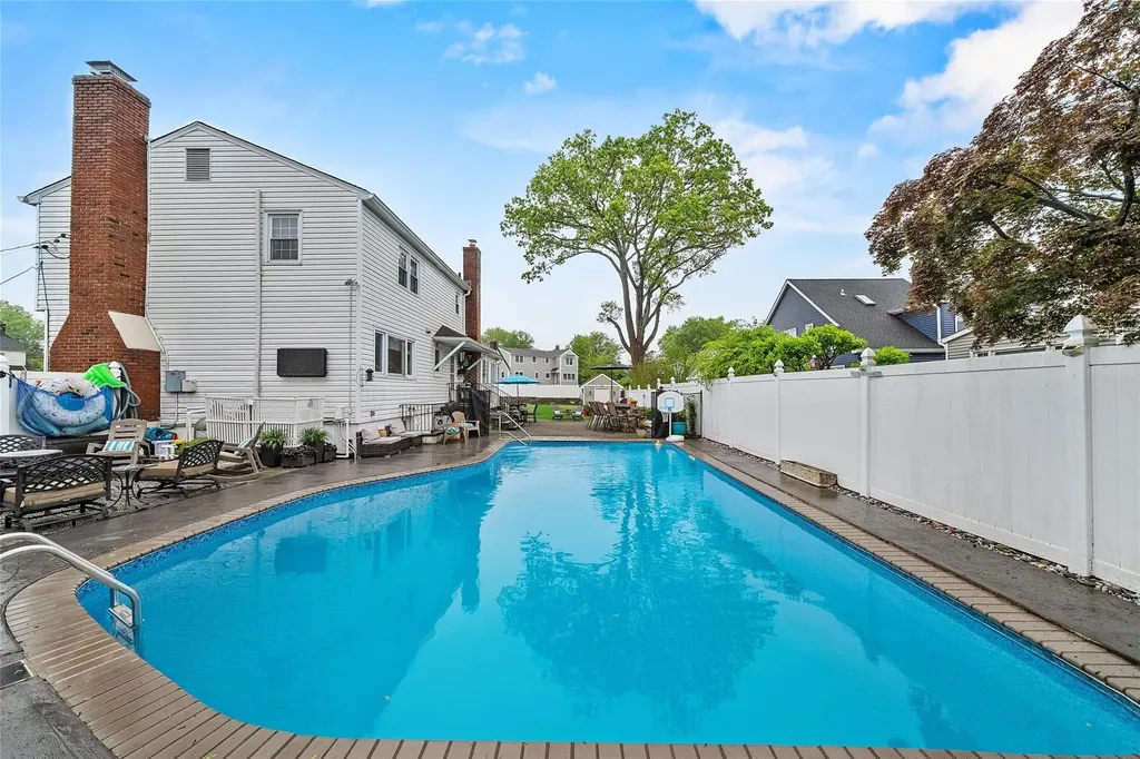 10 Sage Place Eastchester NY 10709