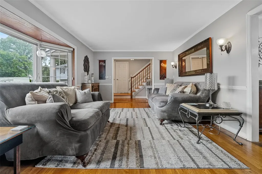 10 Sage Place Eastchester NY 10709