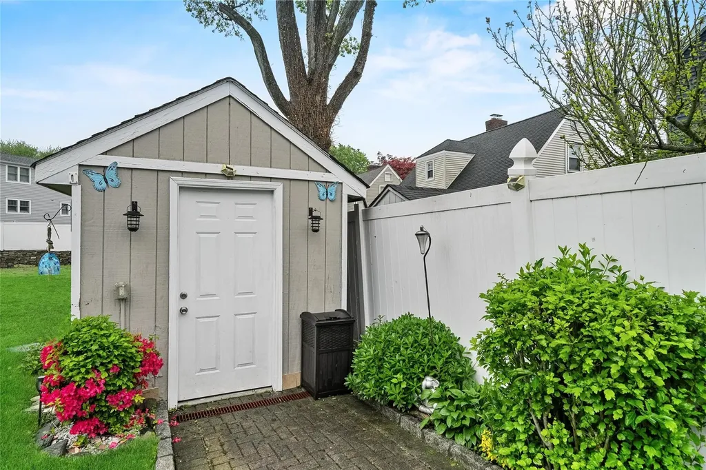 10 Sage Place Eastchester NY 10709