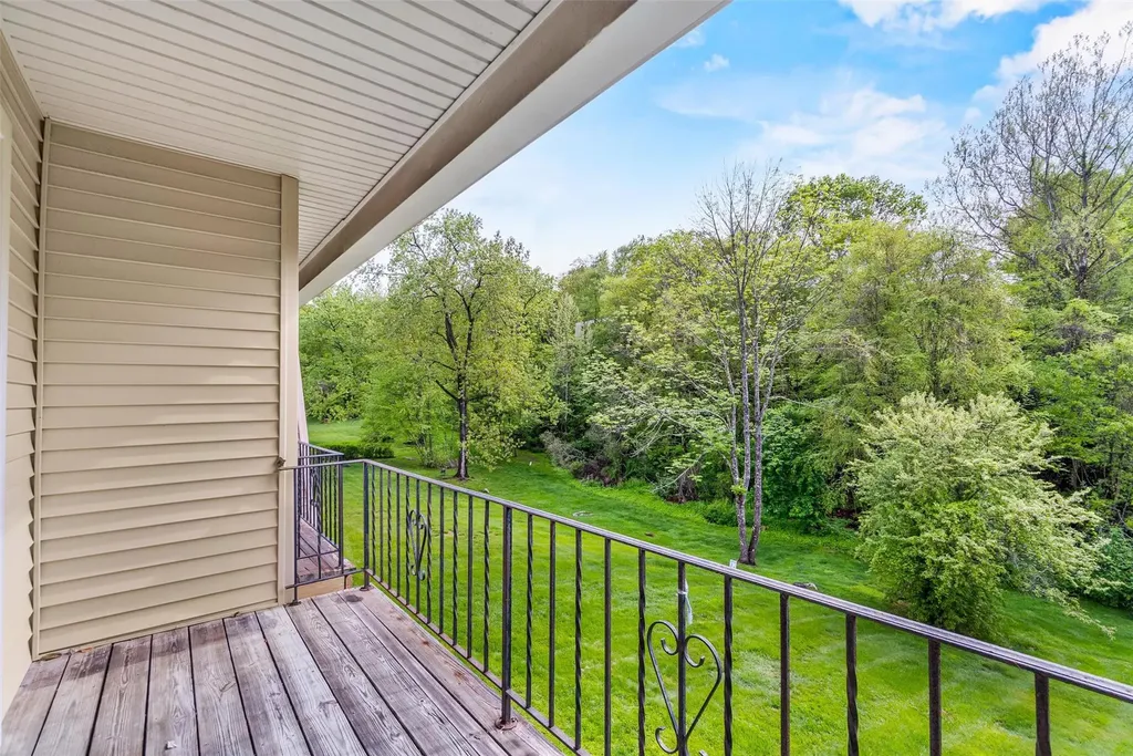 311 Fox Run Lane Carmel NY 10512