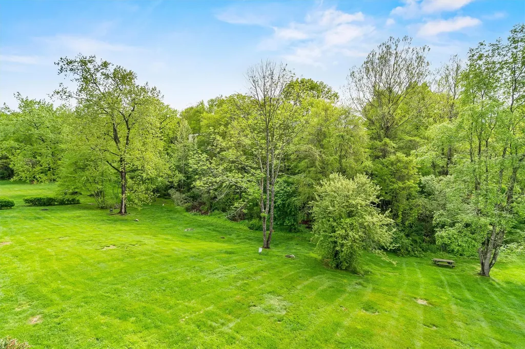 311 Fox Run Lane Carmel NY 10512