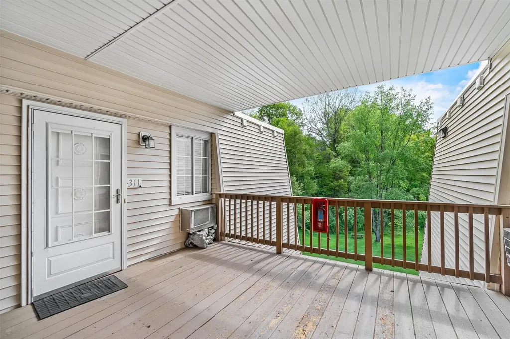 311 Fox Run Lane Carmel NY 10512