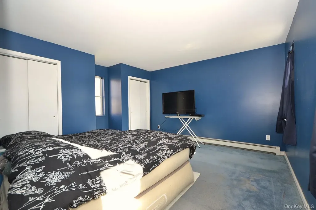 72 Old Farm Road Riverhead NY 11901