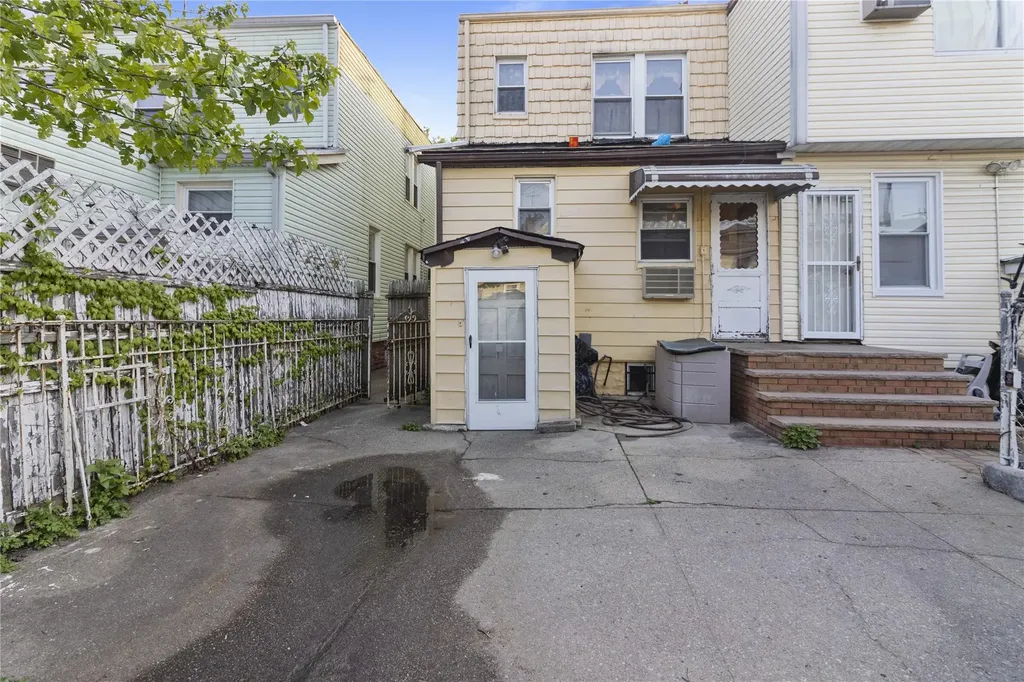 1253 E 89th Street Brooklyn NY 11236