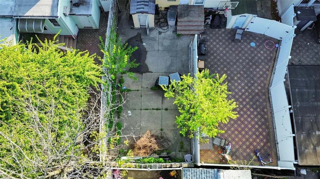 1253 E 89th Street Brooklyn NY 11236