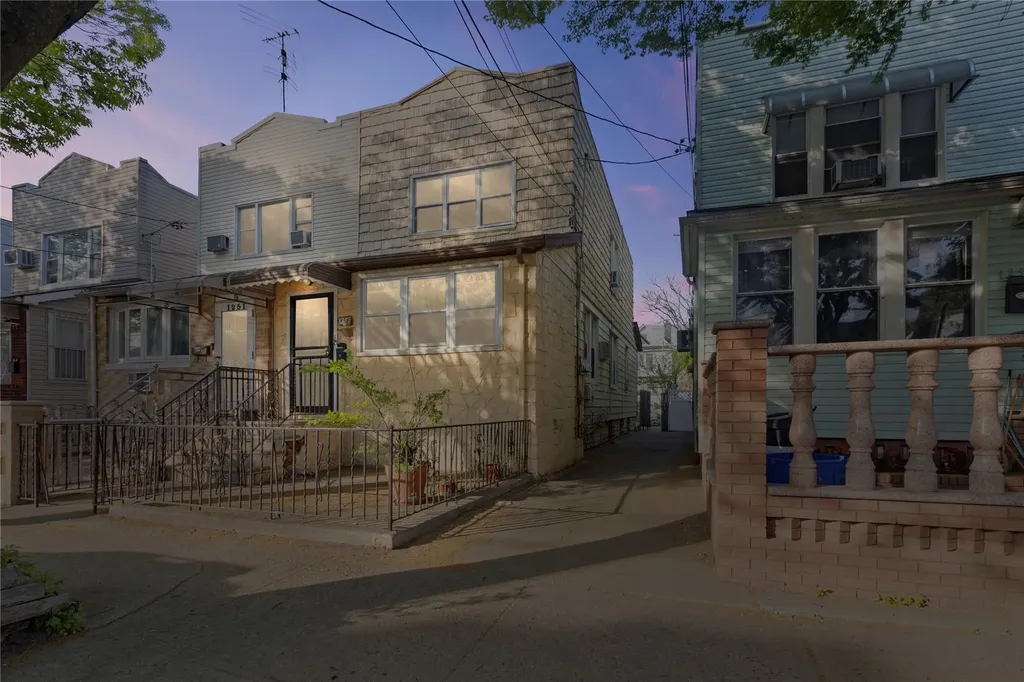 1253 E 89th Street Brooklyn NY 11236