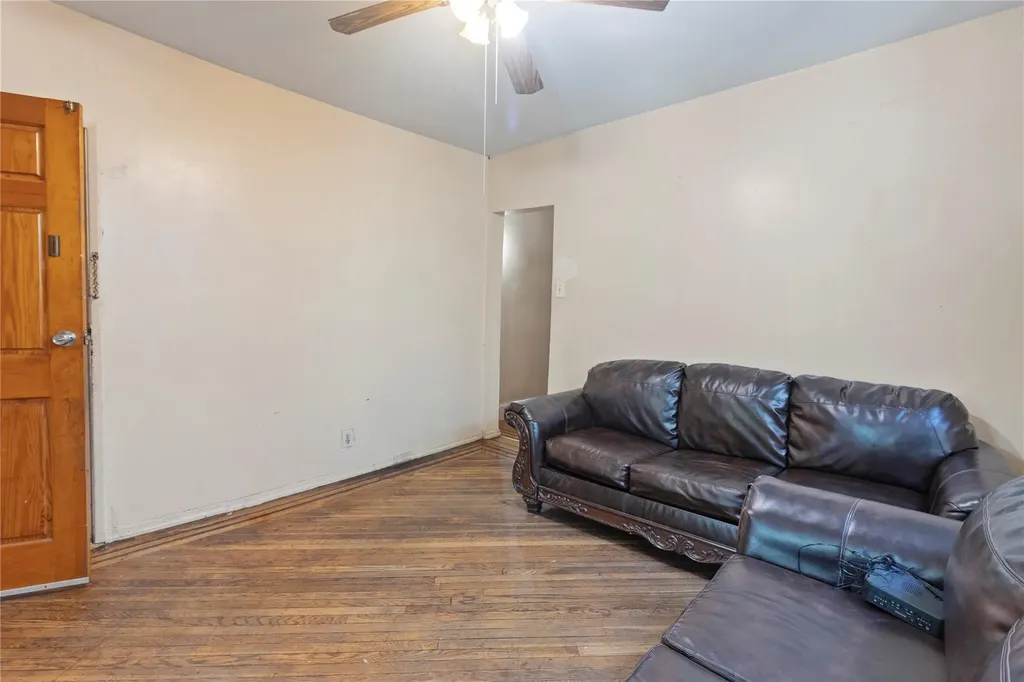 1253 E 89th Street Brooklyn NY 11236
