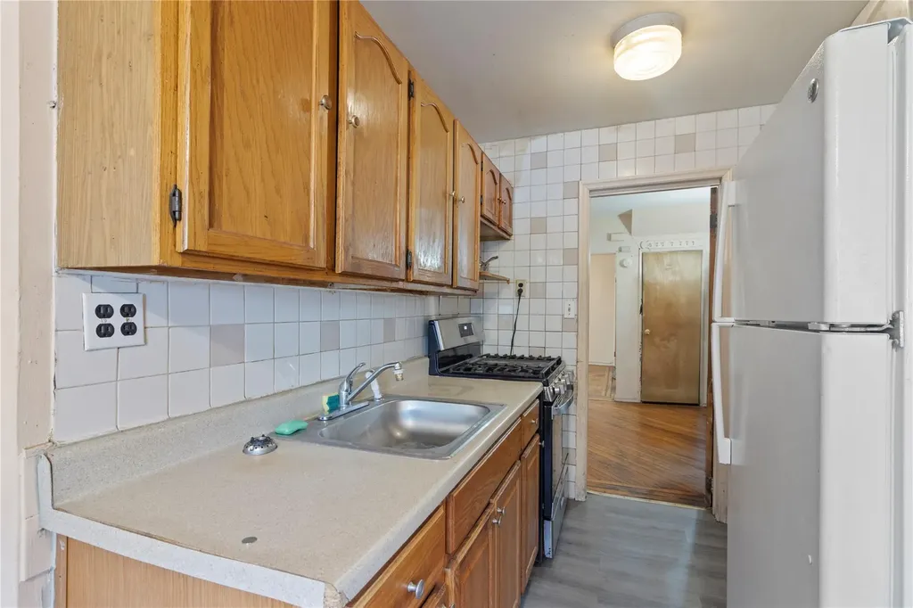 1253 E 89th Street Brooklyn NY 11236