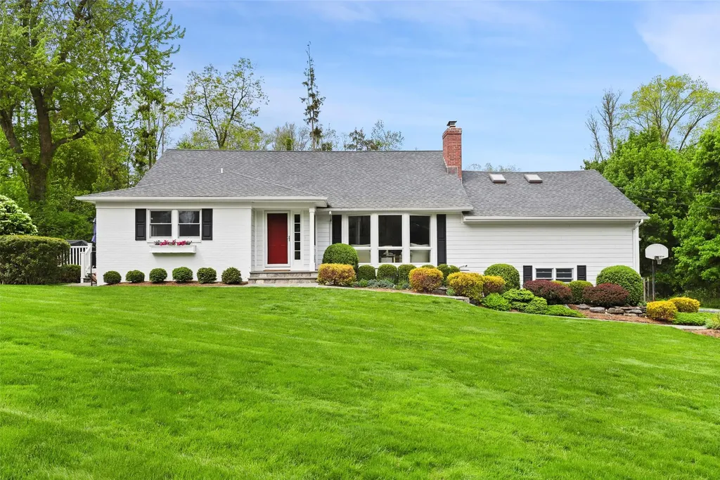 8 North Lane Armonk NY 10504