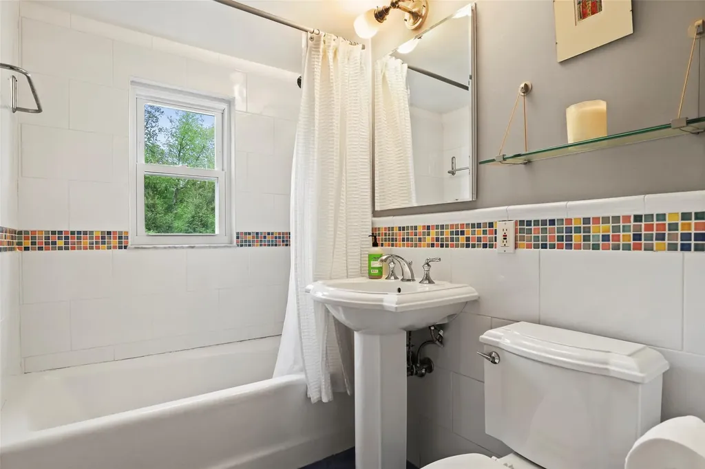 8 North Lane Armonk NY 10504