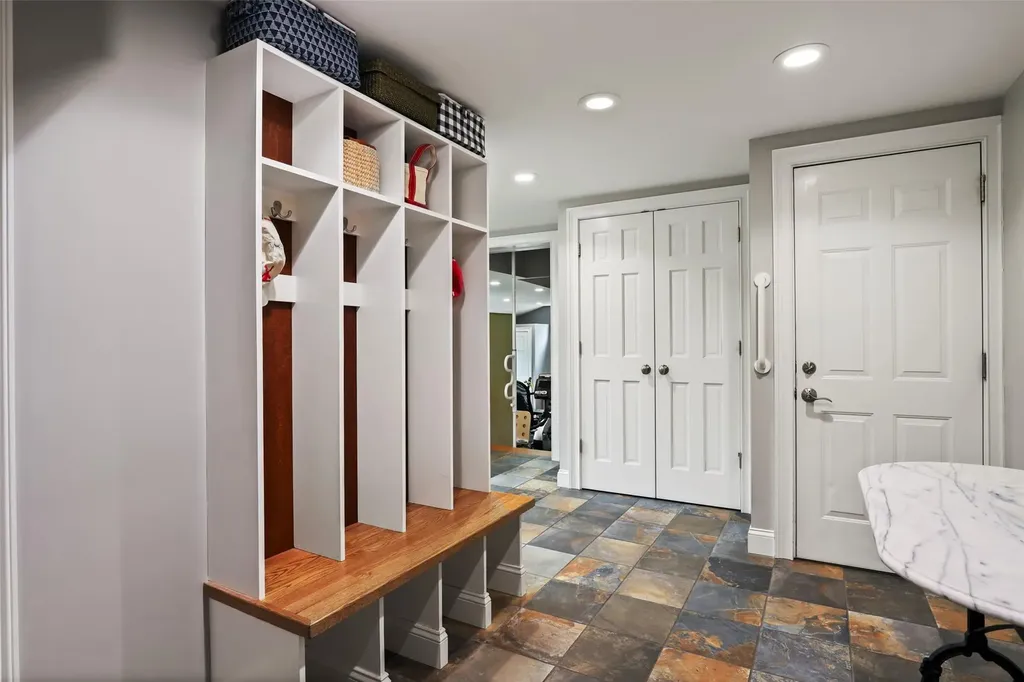 8 North Lane Armonk NY 10504