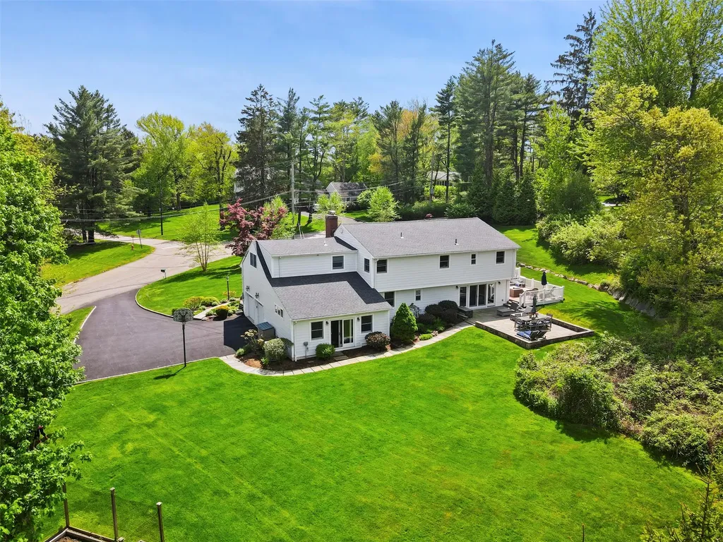 8 North Lane Armonk NY 10504