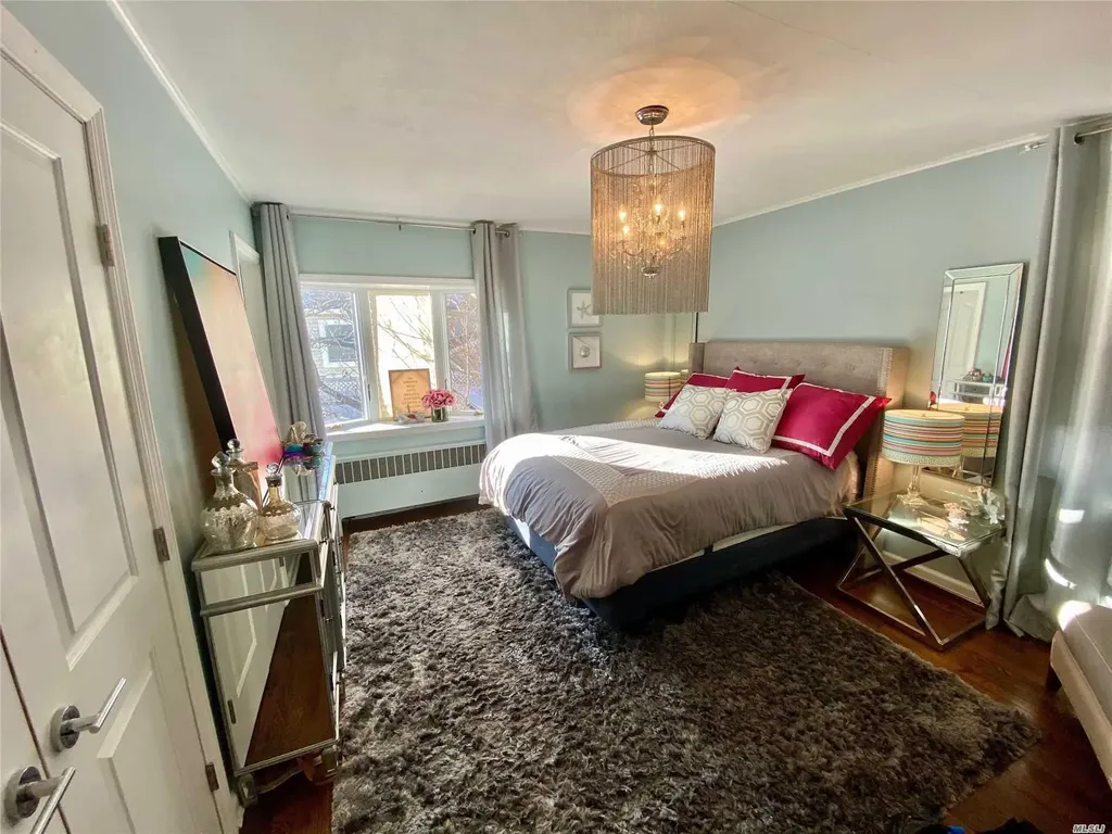 131 Taft Avenue Long Beach NY 11561