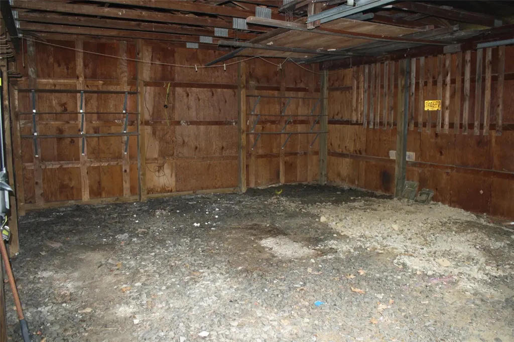 2015 State Route 208 Montgomery NY 12549