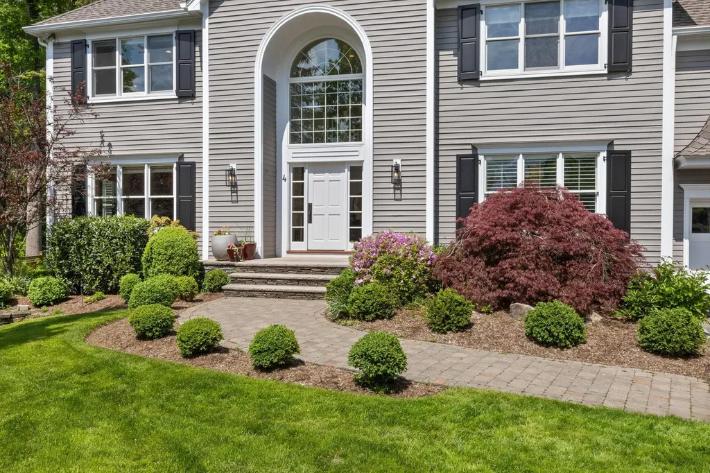 4 Bixby Court Rye NY 10580